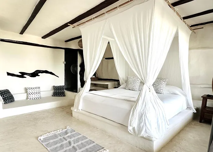Hotel Luv 3*