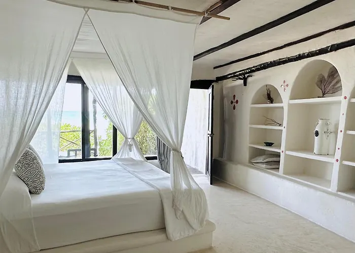 Hotel Luv